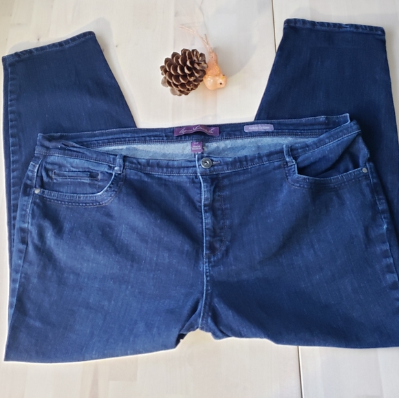 Gloria Vanderbilt Denim - Gloria Vanderbilt Blue Stretch Capri Jeans 20W